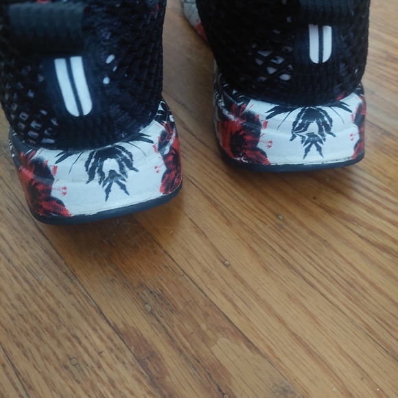 NOBULL Black and Red Mesh Sneakers. ( Bag D) Training Shoes - Picture 4 of 8